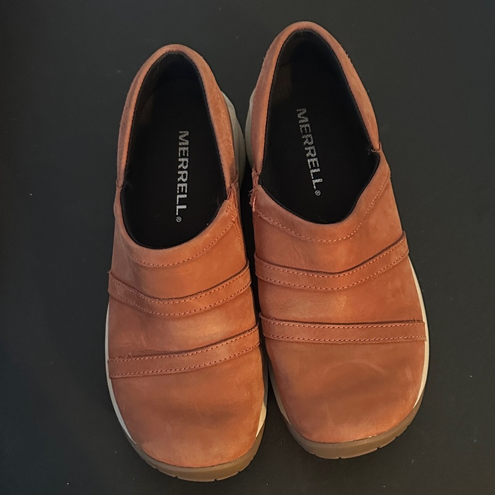 Merrell Women's Brown Slip-On Flats